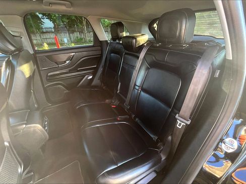 Used 2021 Lincoln Corsair FWD image 23