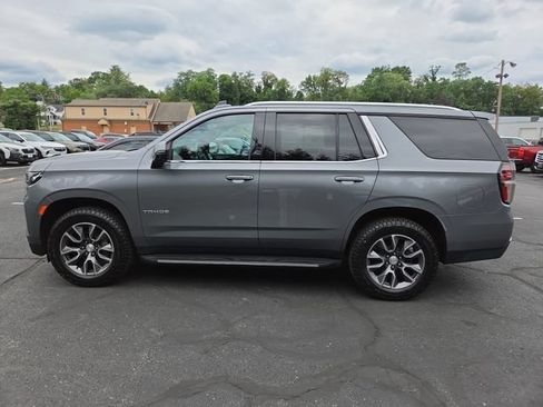Used 2021 Chevrolet Tahoe LT w/ LT Signature Package AWD/4WD image 4