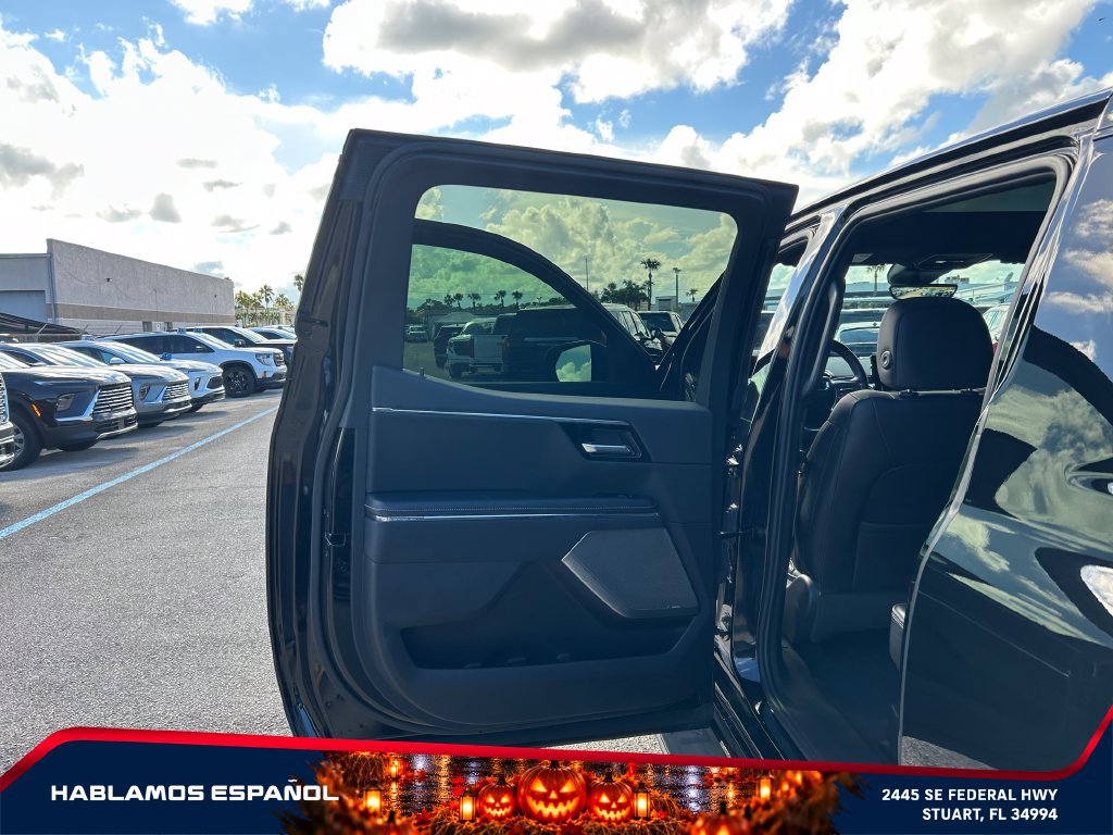 Used 2025 GMC Sierra EV Denali AWD/4WD image 29