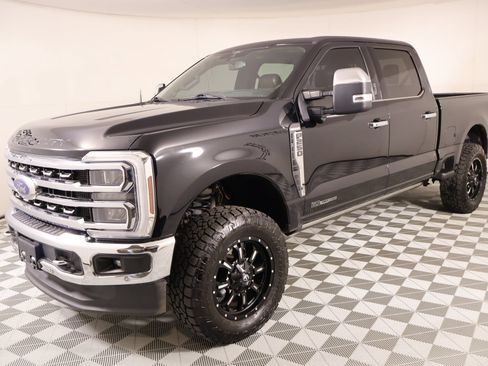 Used 2024 Ford F250 King Ranch w/ Chrome Package AWD/4WD image 10