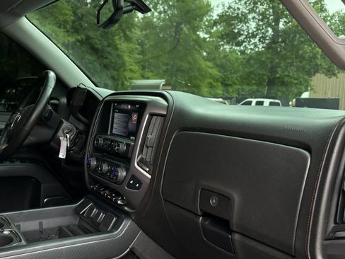 Used 2015 GMC Sierra 1500 SLT w/ All-Terrain Package AWD/4WD image 18