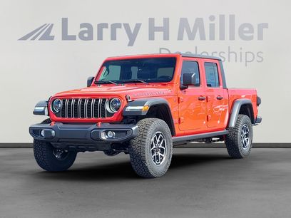 New 2025 Jeep Gladiator Rubicon w/ Convenience Group