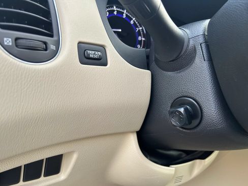 Used 2016 INFINITI QX50 2WD w/ Premium Plus Package image 25