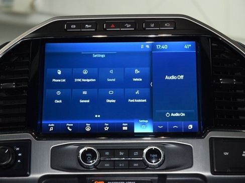 Used 2022 Ford F450 Platinum w/ FX4 Off-Road Package image 33