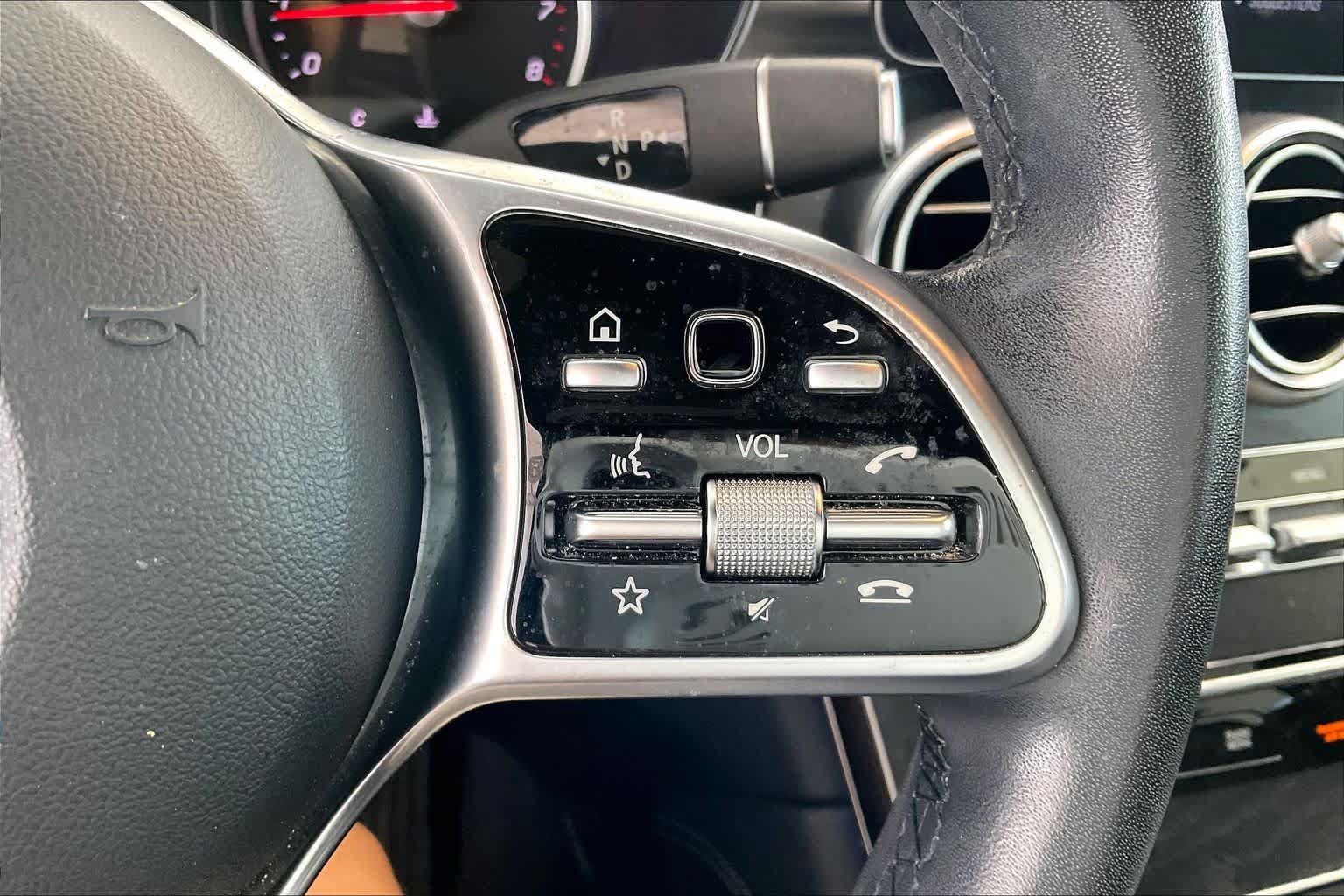 Used 2020 Mercedes-Benz GLC 300 image 24