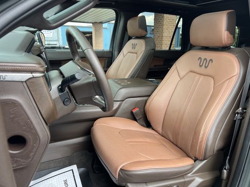 Used 2022 Ford Expedition King Ranch AWD/4WD image 16