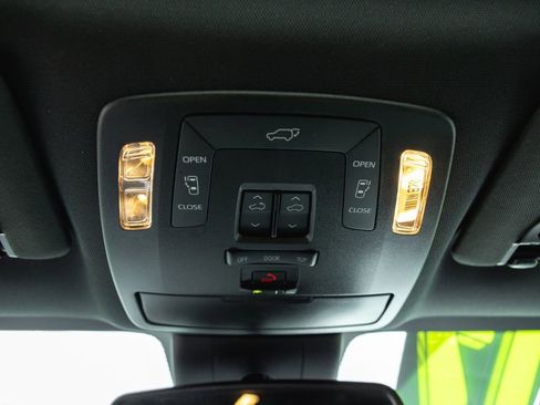 Certified 2026 Toyota Sienna XSE AWD/4WD image 25