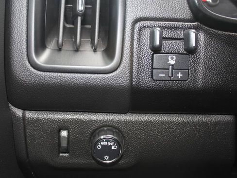 Used 2019 Chevrolet Colorado LT RWD image 23