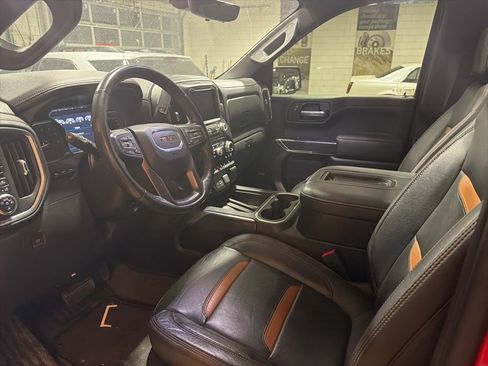 Used 2021 GMC Sierra 1500 AT4 w/ AT4 Premium Package image 11