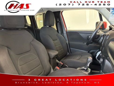 Used 2021 Jeep Renegade Latitude w/ Convenience Group image 14