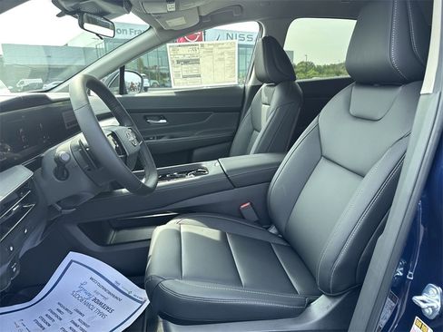 New 2025 Nissan Murano SV image 17