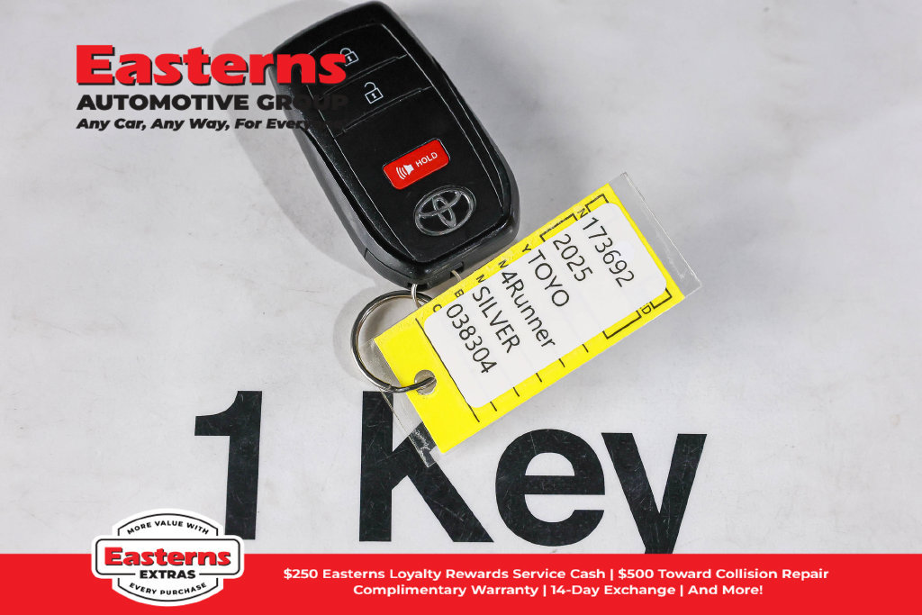 Used 2025 Toyota 4Runner SR5 AWD/4WD image 26