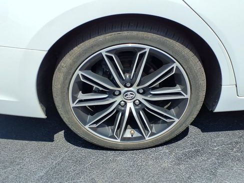 Used 2019 Toyota Avalon Touring w/ Advanced Safety Package FWD image 10