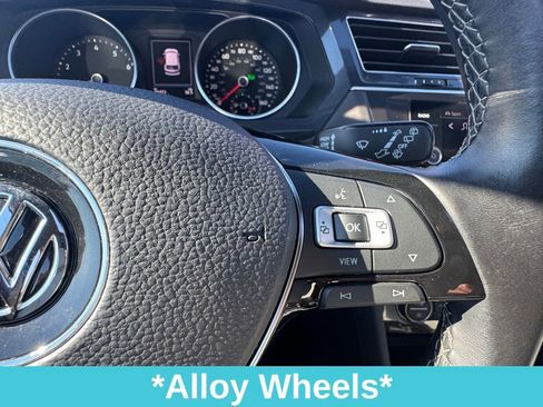 Used 2021 Volkswagen Tiguan SE R-Line w/ 3rd Row Seat Package image 24