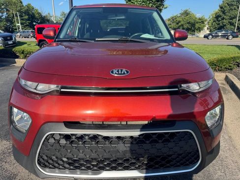 Used 2021 Kia Soul LX FWD image 8