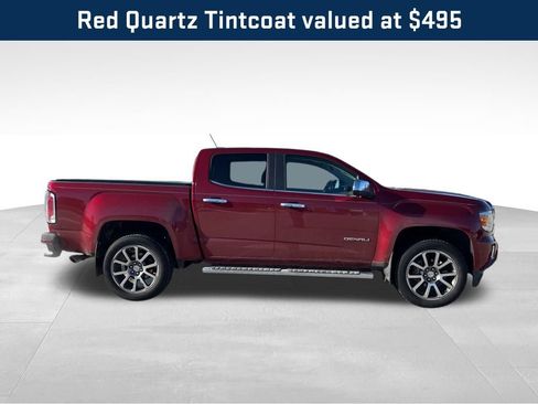 Used 2017 GMC Canyon Denali image 2