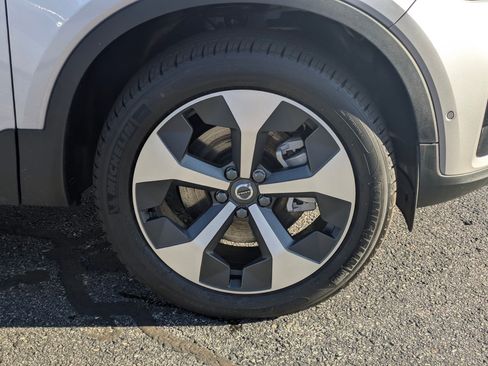 New 2026 Volvo XC40 B5 Plus w/ Protection Package Premier image 9