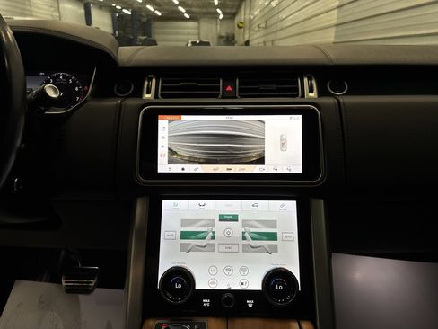 Used 2018 Land Rover Range Rover Autobiography image 21