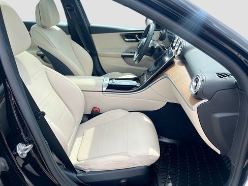 Used 2022 Mercedes-Benz C 300 Sedan image 29