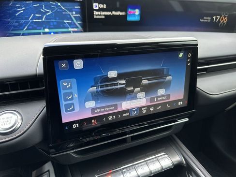 New 2026 Lincoln Nautilus Reserve w/ Jet Appearance Package AWD/4WD image 19