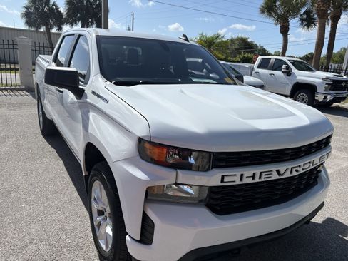 Used 2021 Chevrolet Silverado 1500 Custom AWD/4WD image 1