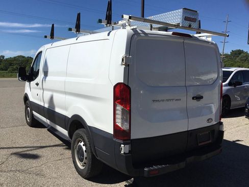 Used 2019 Ford Transit 250 130 Low Roof RWD image 8