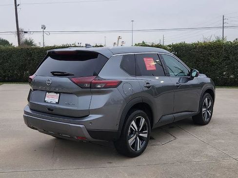 Certified 2024 Nissan Rogue SL w/ SL Premium Package image 5