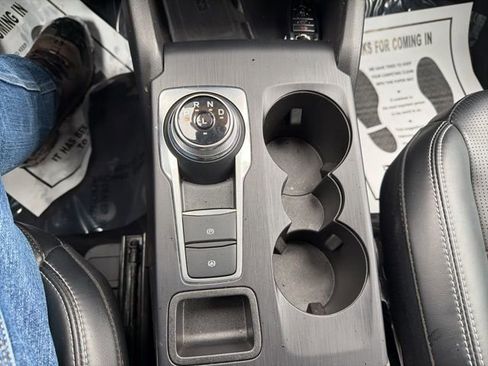 Used 2025 Ford Escape Platinum image 23