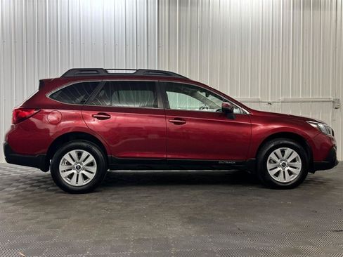 Used 2018 Subaru Outback 2.5i Premium AWD/4WD image 5