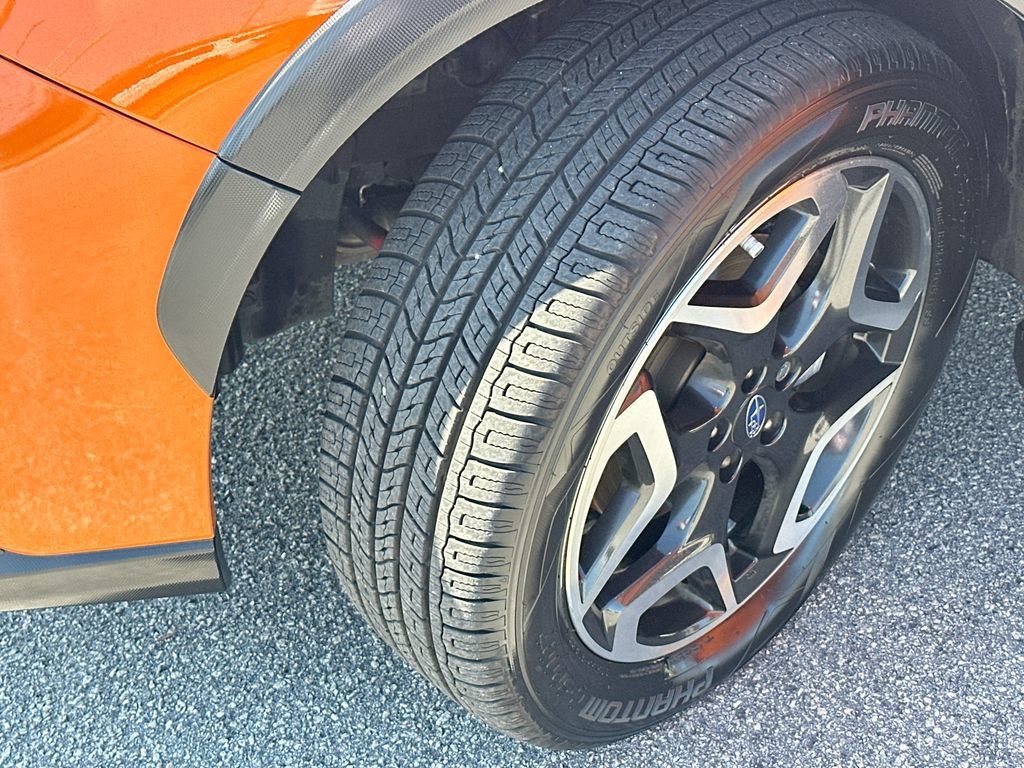 Used 2019 Subaru Crosstrek 2.0i Limited w/ Moonroof Package w/Navigation AWD/4WD image 25