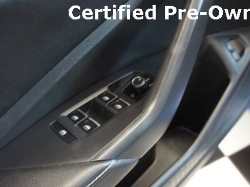 Certified 2023 Volkswagen Jetta Sport image 25