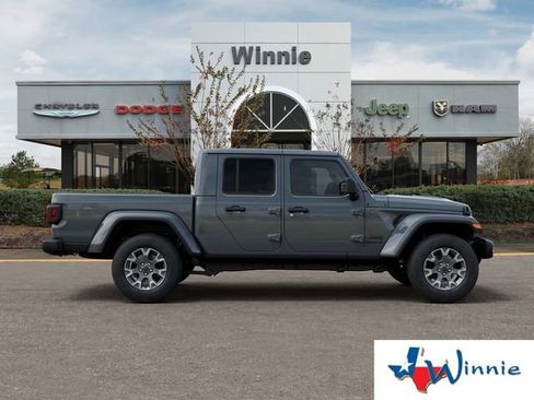 New 2026 Jeep Gladiator Sport image 25