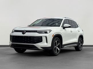 New 2026 Volkswagen Tiguan SE video 1