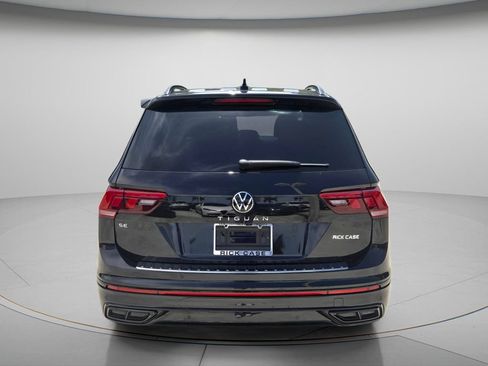 Certified 2024 Volkswagen Tiguan SE R-Line FWD image 5