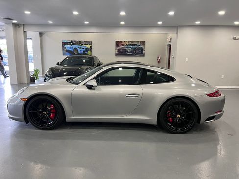 Used 2018 Porsche 911 Carrera S RWD image 4