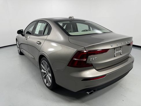 Used 2021 Volvo S60 T6 Momentum w/ Protection Package AWD/4WD image 5