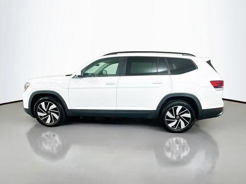 Used 2024 Volkswagen Atlas SE AWD/4WD image 8