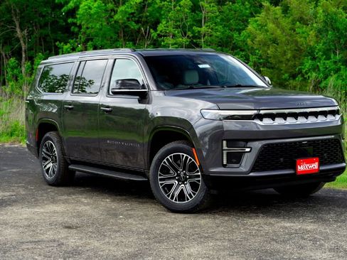 New 2026 Jeep Grand Wagoneer L 2WD image 2