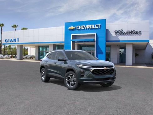 New 2026 Chevrolet Trax LT image 9