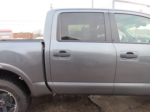 Used 2017 Nissan Titan PRO-4X image 47