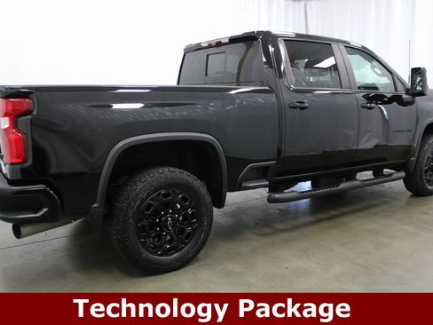 Used 2021 Chevrolet Silverado 3500 LTZ w/ LTZ Plus Package image 7