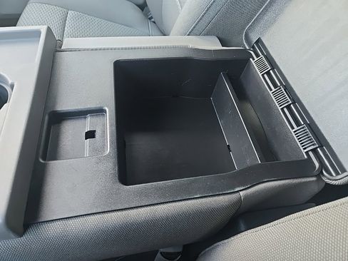 Used 2015 Ford F150 XLT image 65