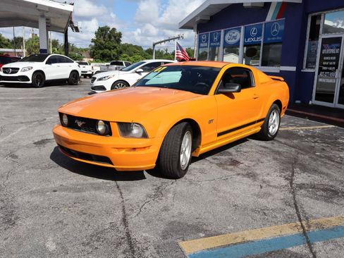Used 2007 Ford Mustang GT RWD image 7