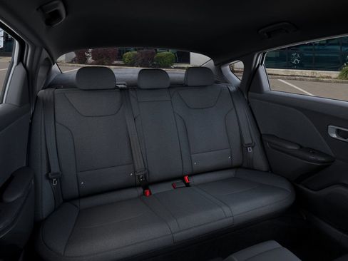 New 2026 Kia K4 LXS image 16