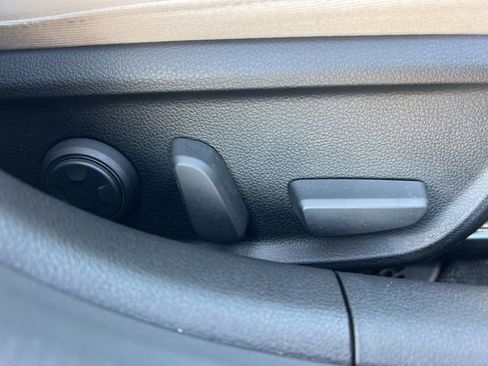 Used 2022 Genesis G70 3.3T w/ Sport Prestige Package image 36