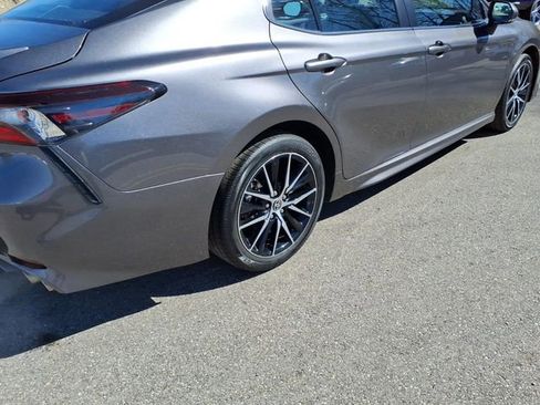 Certified 2023 Toyota Camry SE image 9