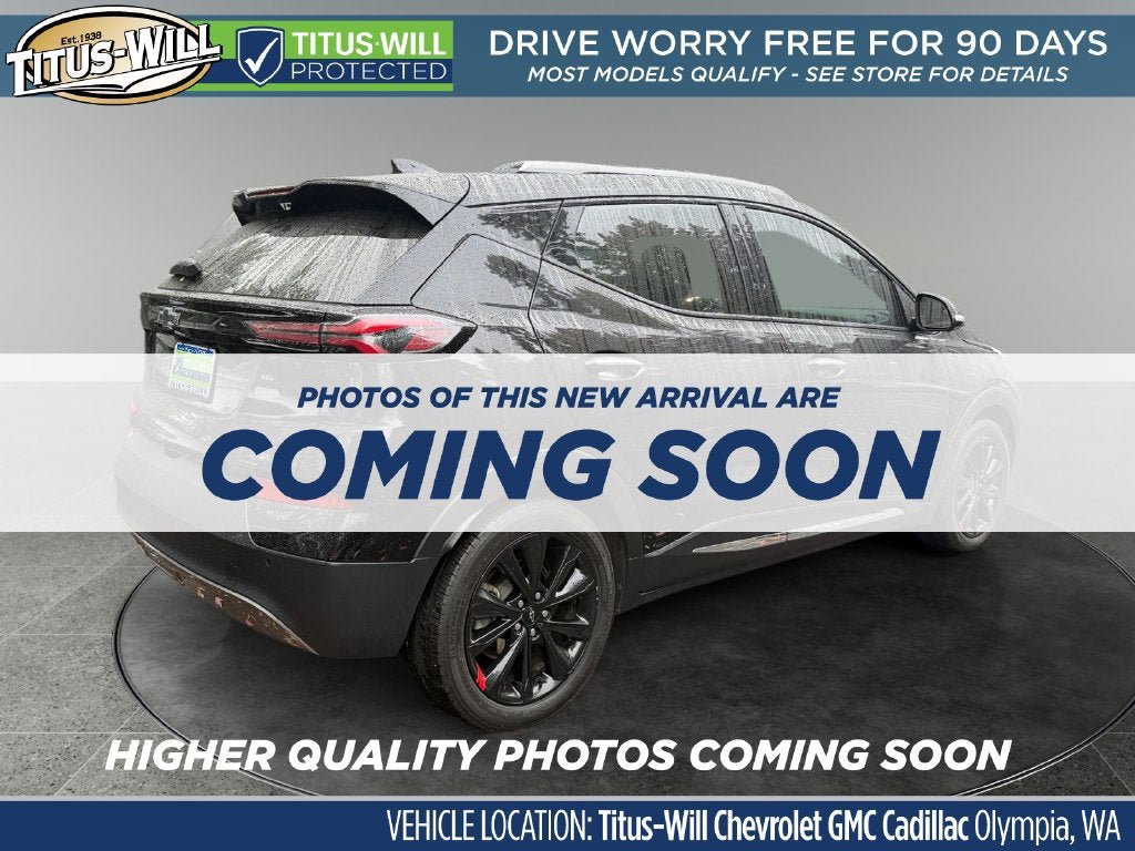 Used 2023 Chevrolet Bolt EUV Premier w/ Sun & Sound Package FWD image 4