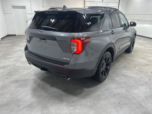 Used 2023 Ford Explorer ST-Line w/ Class IV Trailer Tow Package image 6