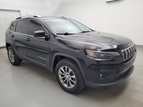 Used 2020 Jeep Cherokee Latitude Plus w/ Cold Weather Group AWD/4WD image 11