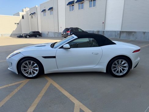 Used 2015 Jaguar F-TYPE Convertible RWD image 18